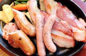 ウィンナーベーコン1000円（税込）